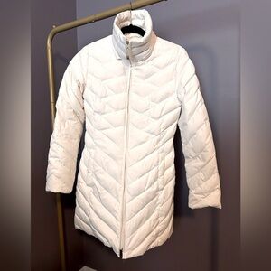 Ellen Tracy White Puffer Jacket